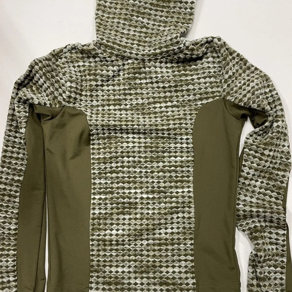 Nike Pro Women’s Hyperwarm Army Green Turtleneck Training Top XS Long Sleeve - Picture 2 of 6